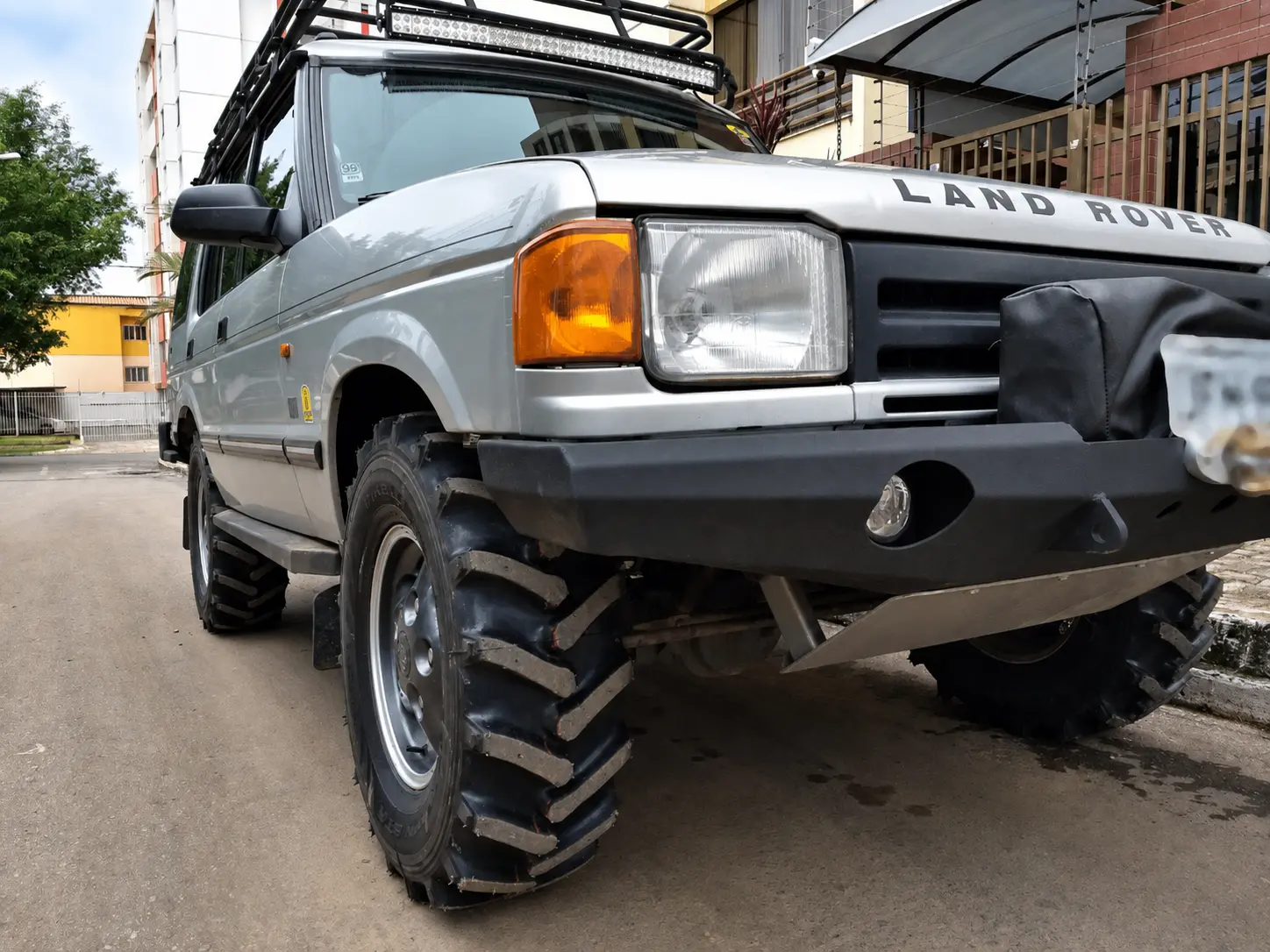 Land Rover preparado e equipado com pneus Dardara da Mutante Pneus